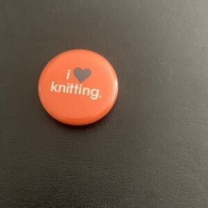 Orange 'I Love Knitting' Button